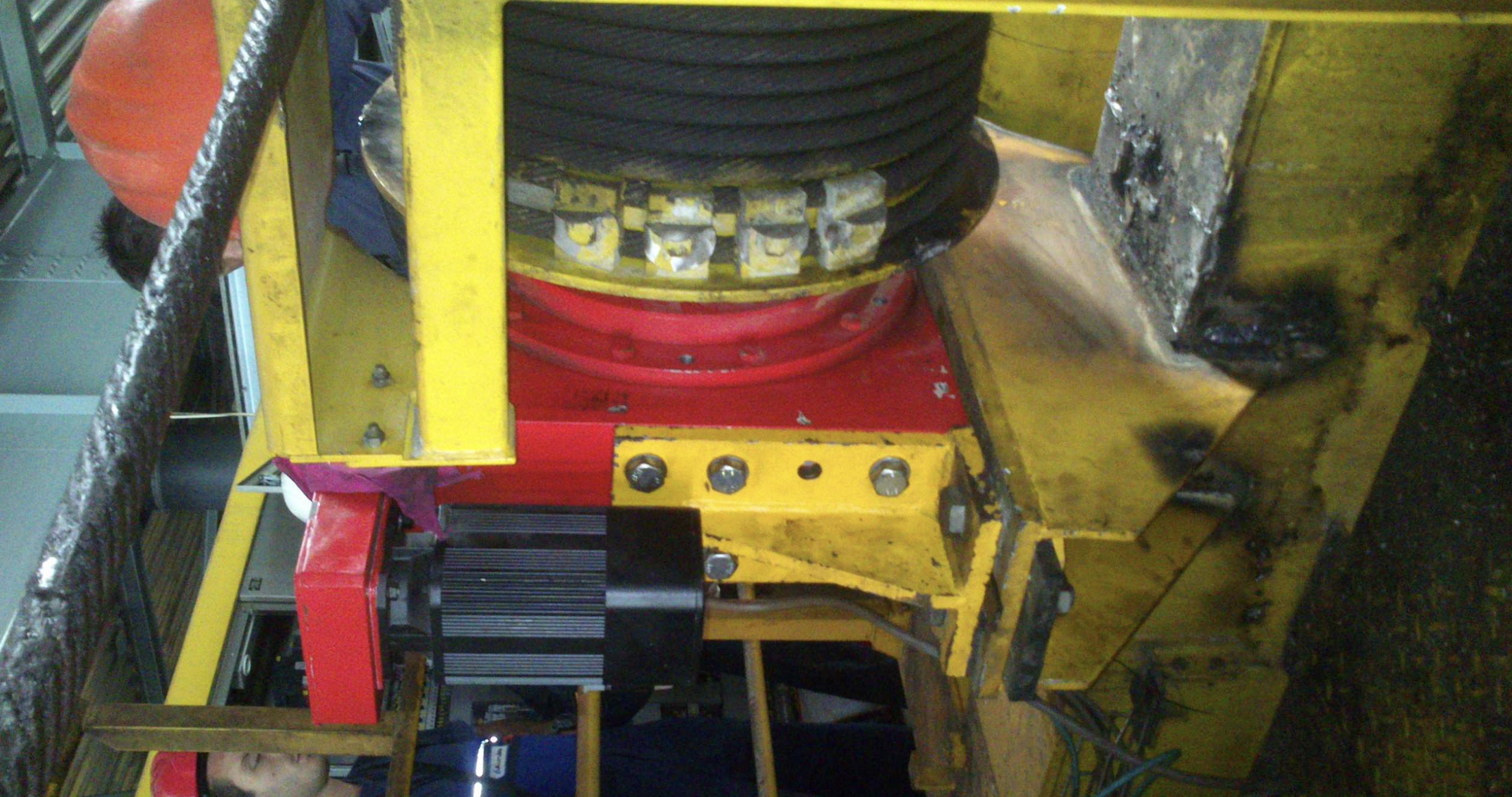 28t Electrolysis Hoist - Image 6