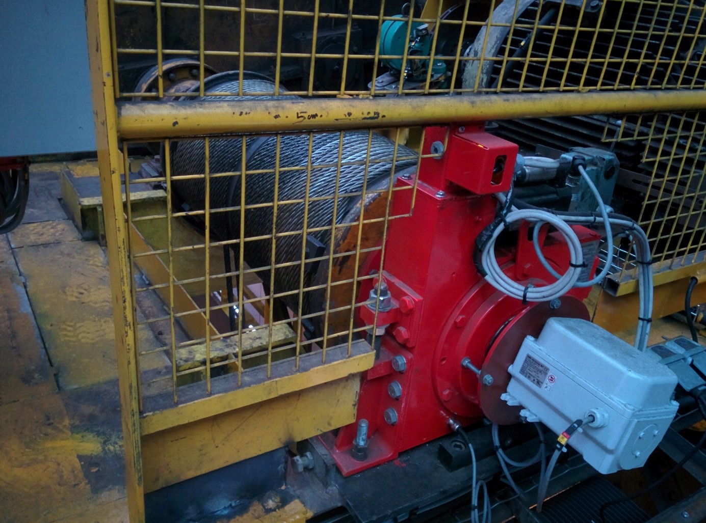 Steel tubes warehousing 10t hoists - Image 6
